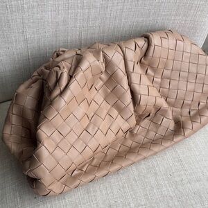 Elegant Tan Woven Clutch